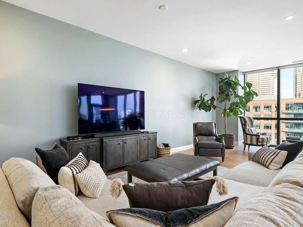 225 John H McConnell Boulevard, Unit 701, Columbus, OH 43215