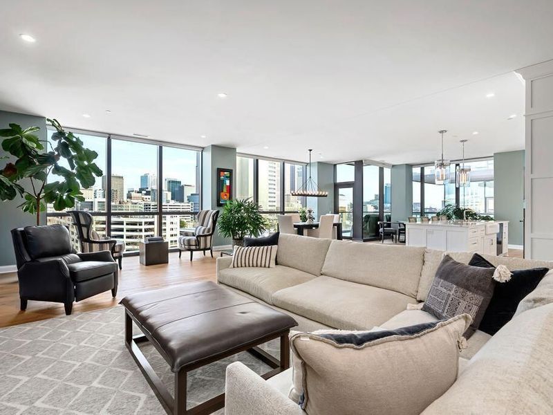 225 John H McConnell Boulevard, Unit 701, Columbus, OH 43215 Photo 3