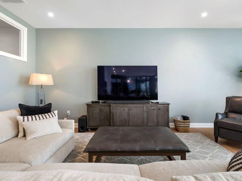 225 John H McConnell Boulevard, Unit 701, Columbus, OH 43215 Photo 4