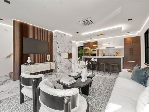 302 Elliot St. Carriage House N, Unit 3, Newton, MA 02464