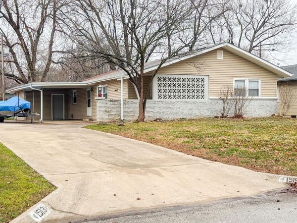 1519 E Berkeley Street, Springfield, MO 65804