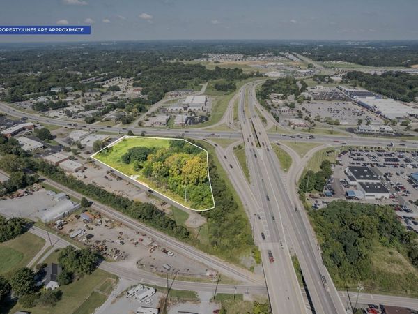 2285 Wilma Rudolph Blvd , Clarksville, TN 37040