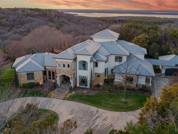 707 Oakhill Lane, Cedar Hill, TX 75104