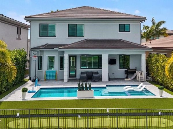 10915 Vista Ter , Parkland, FL 33076