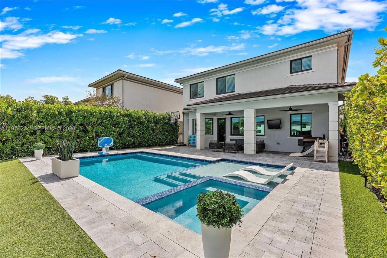 10915 Vista Ter , Parkland, FL 33076 Photo