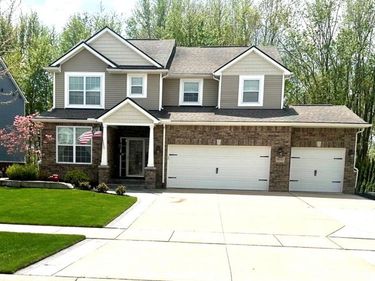 58143 Sunflower Circle S , Lyon Twp, MI 48165