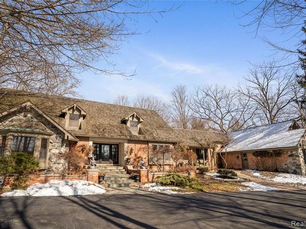 32870 Bingham Lane, Bingham Farms Vlg, MI 48025