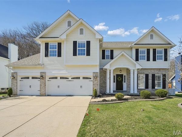 761 Southern Hills Drive, Eureka, MO 63025