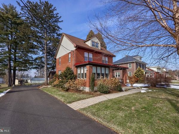 32 GREENFIELD ROAD , LANCASTER, PA 17602