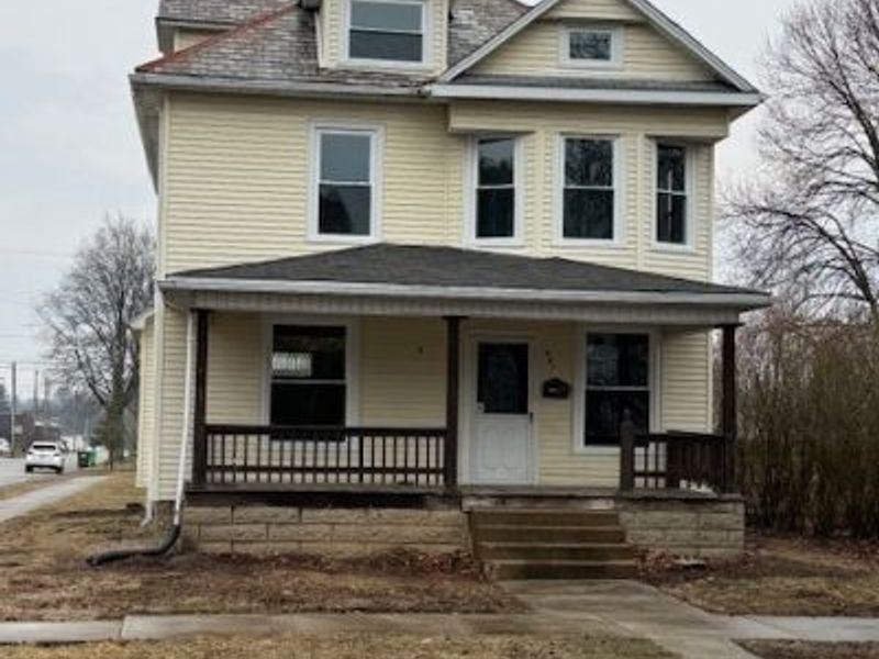 601 E 4th Street , Dover, OH 44622 Photo 1