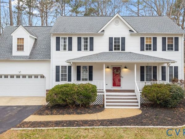 14018 Old Hampstead Court , Chester, VA 23831