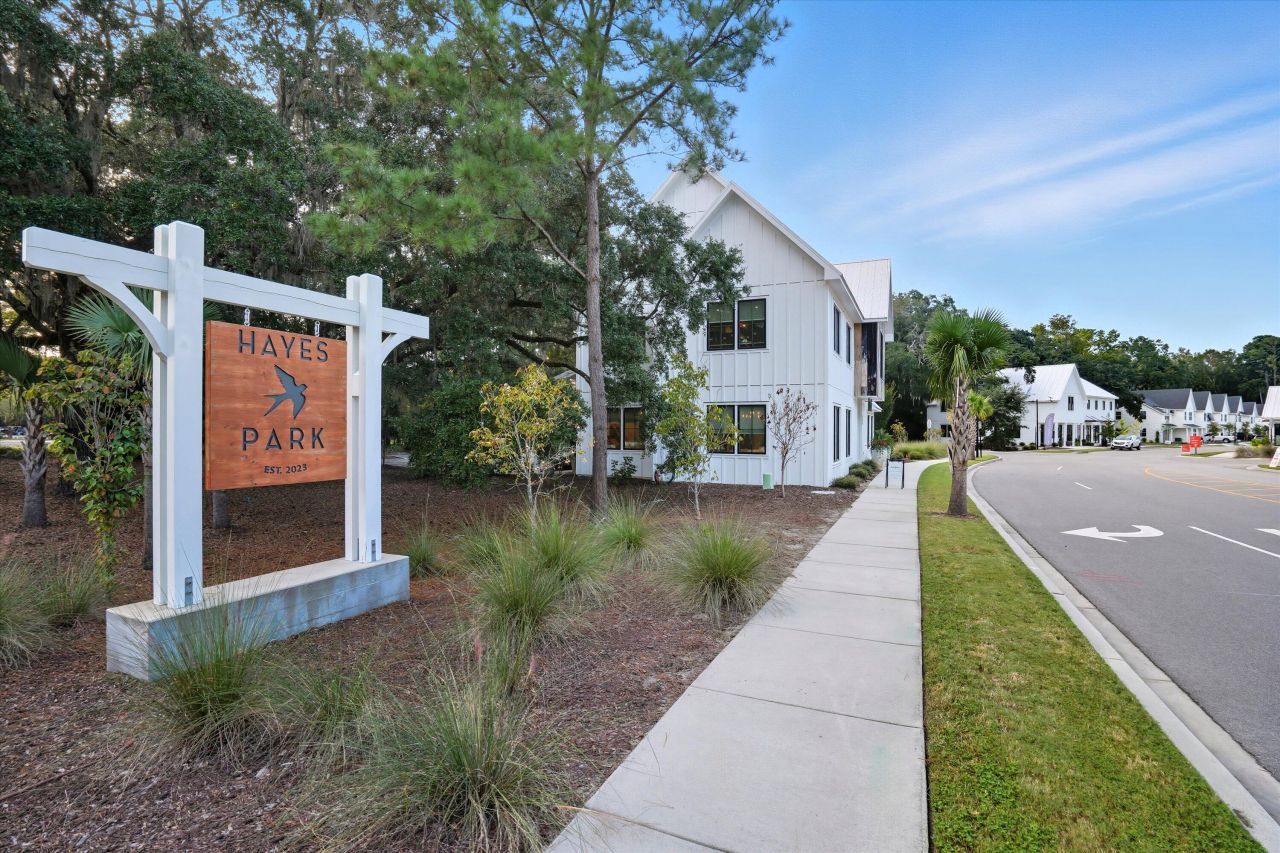 536 Hayes Pk Boulevard Photo 23