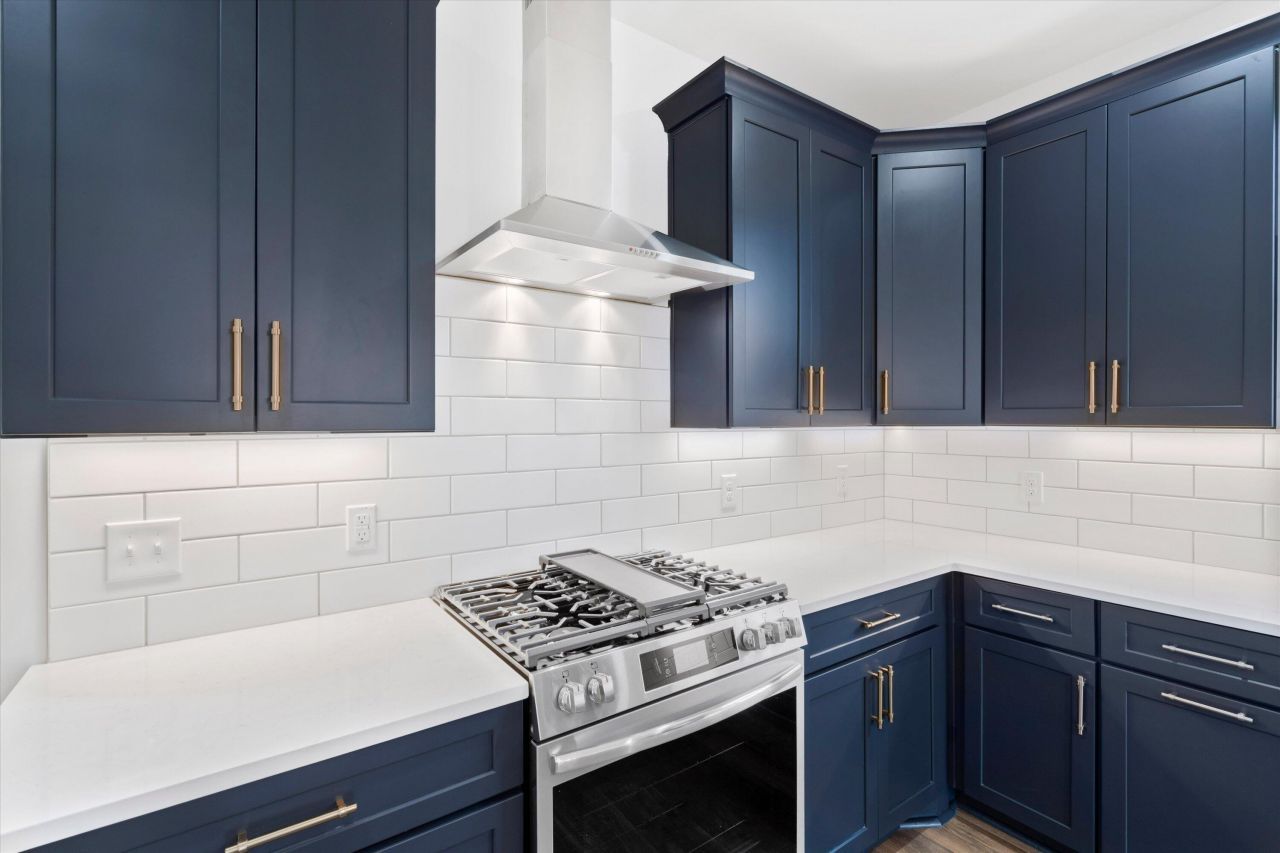 536 Hayes Pk Boulevard Photo 9