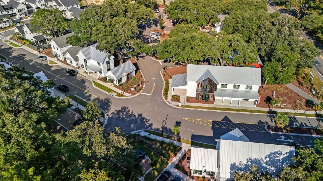 536 Hayes Pk Boulevard Photo 34