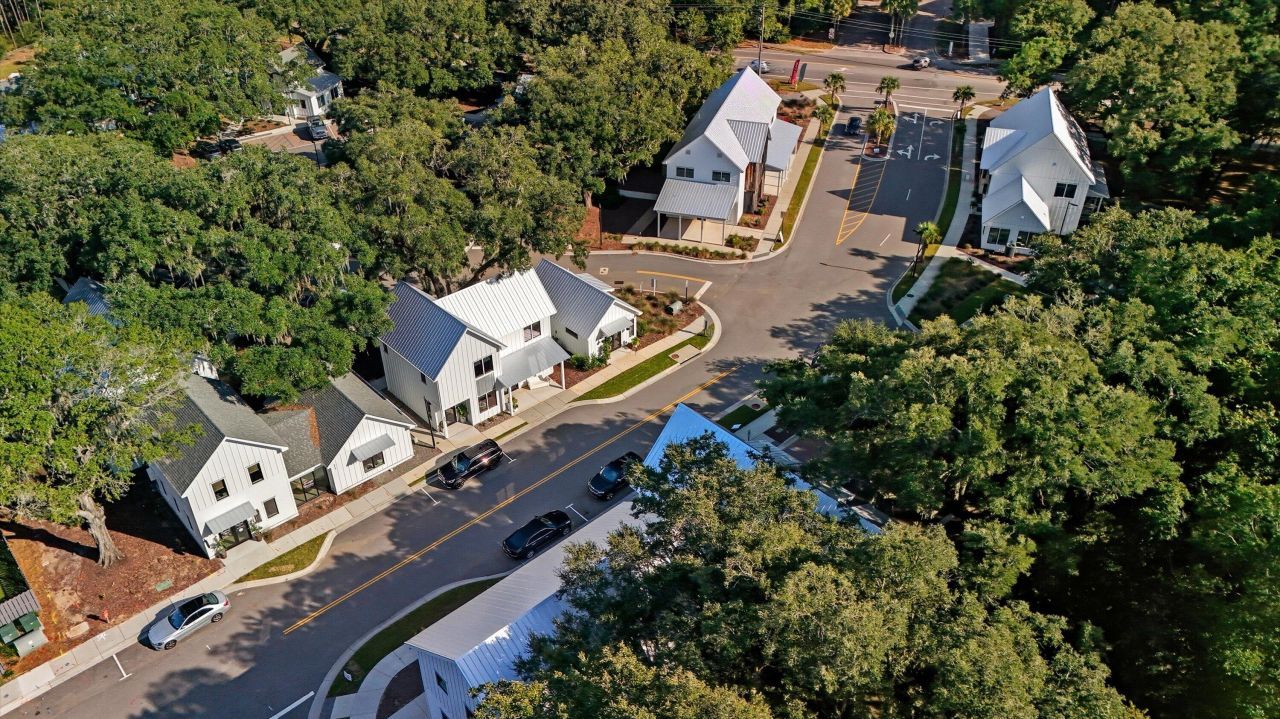 536 Hayes Pk Boulevard Photo 35