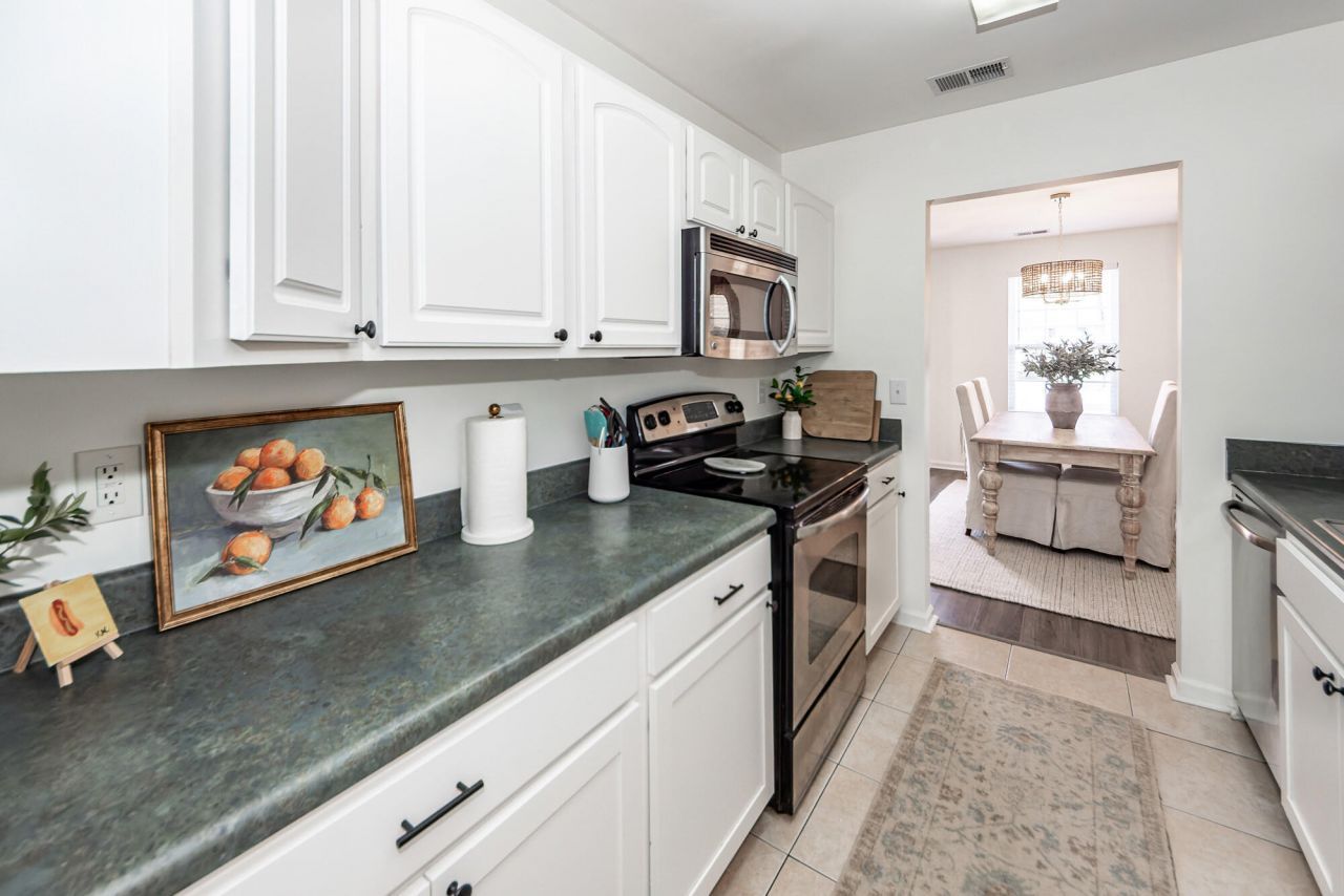 1327 Pinnacle Lane Photo 10