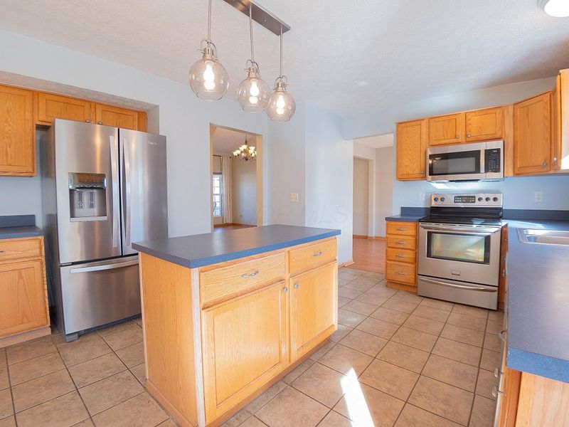 1899 Sunny Creek Court, Grove City, OH 43123 Photo 11