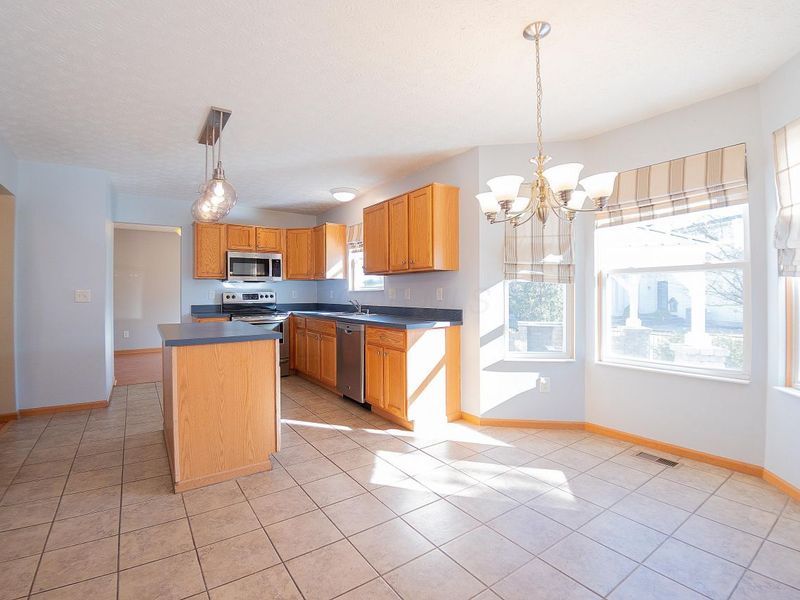 1899 Sunny Creek Court, Grove City, OH 43123 Photo 17