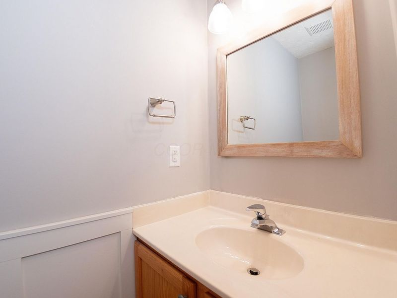 1899 Sunny Creek Court, Grove City, OH 43123 Photo 18