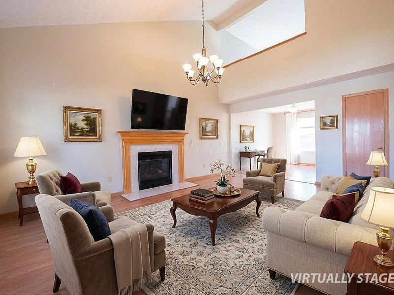 1899 Sunny Creek Court, Grove City, OH 43123 Photo 2