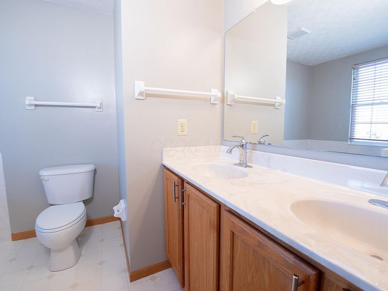 1899 Sunny Creek Court, Grove City, OH 43123 Photo 26