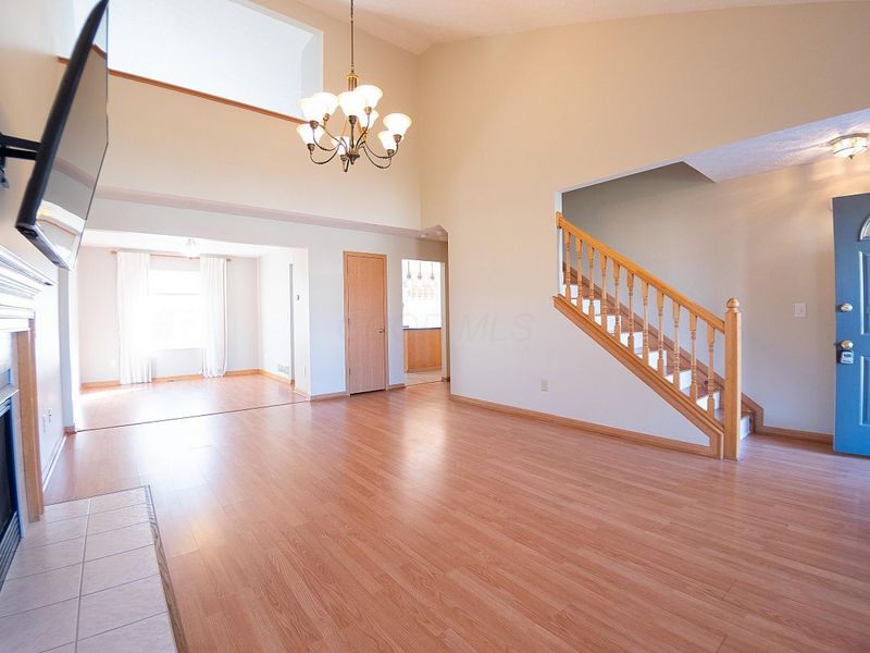 1899 Sunny Creek Court, Grove City, OH 43123 Photo 4