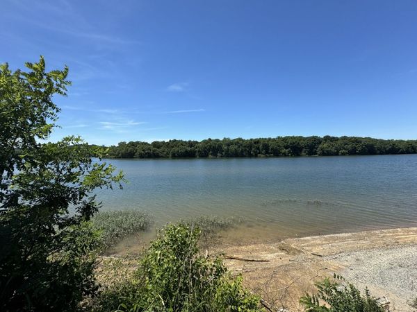 2781 Hardin Bottom Road , Clifton, TN 38425