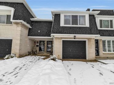 208 Harrogate , Buffalo, NY 14221