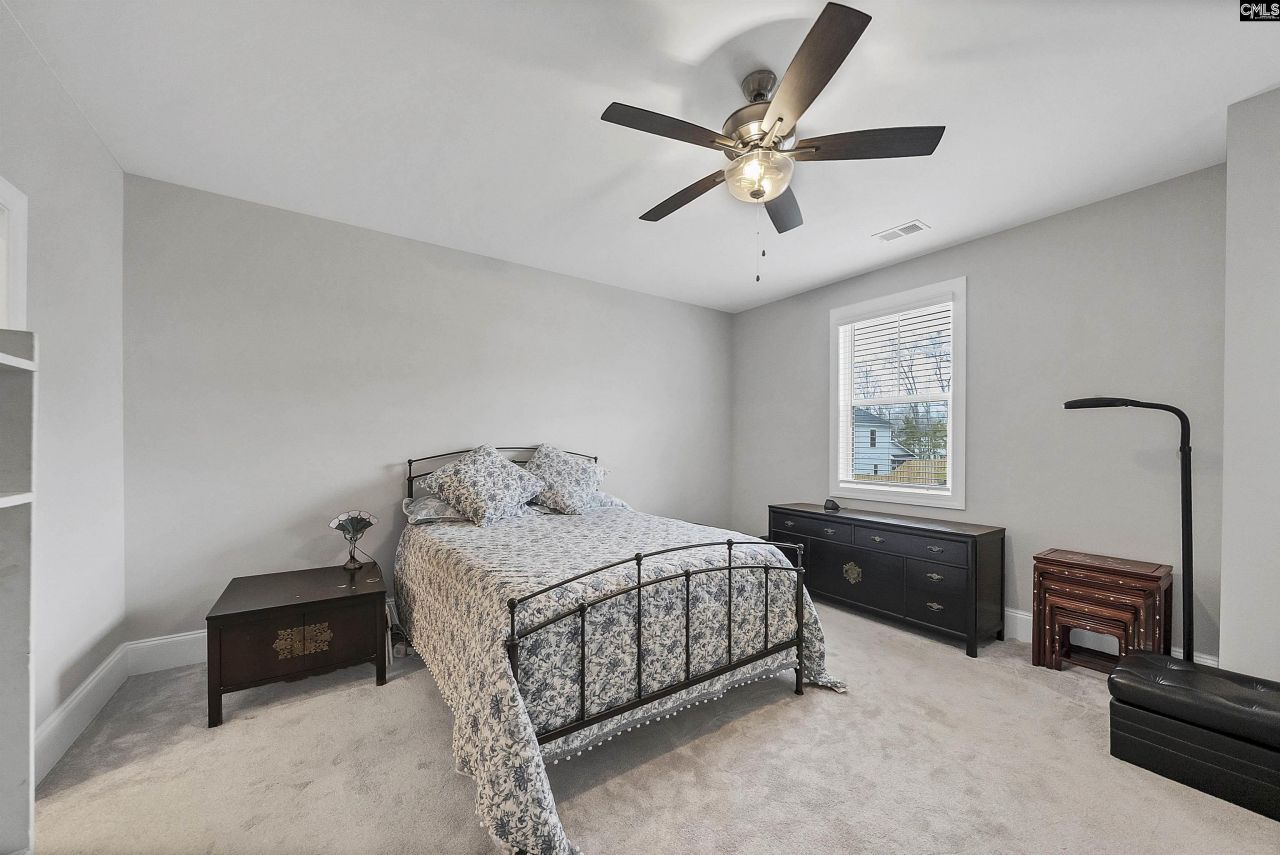 143 Collins Cove Drive Photo 16