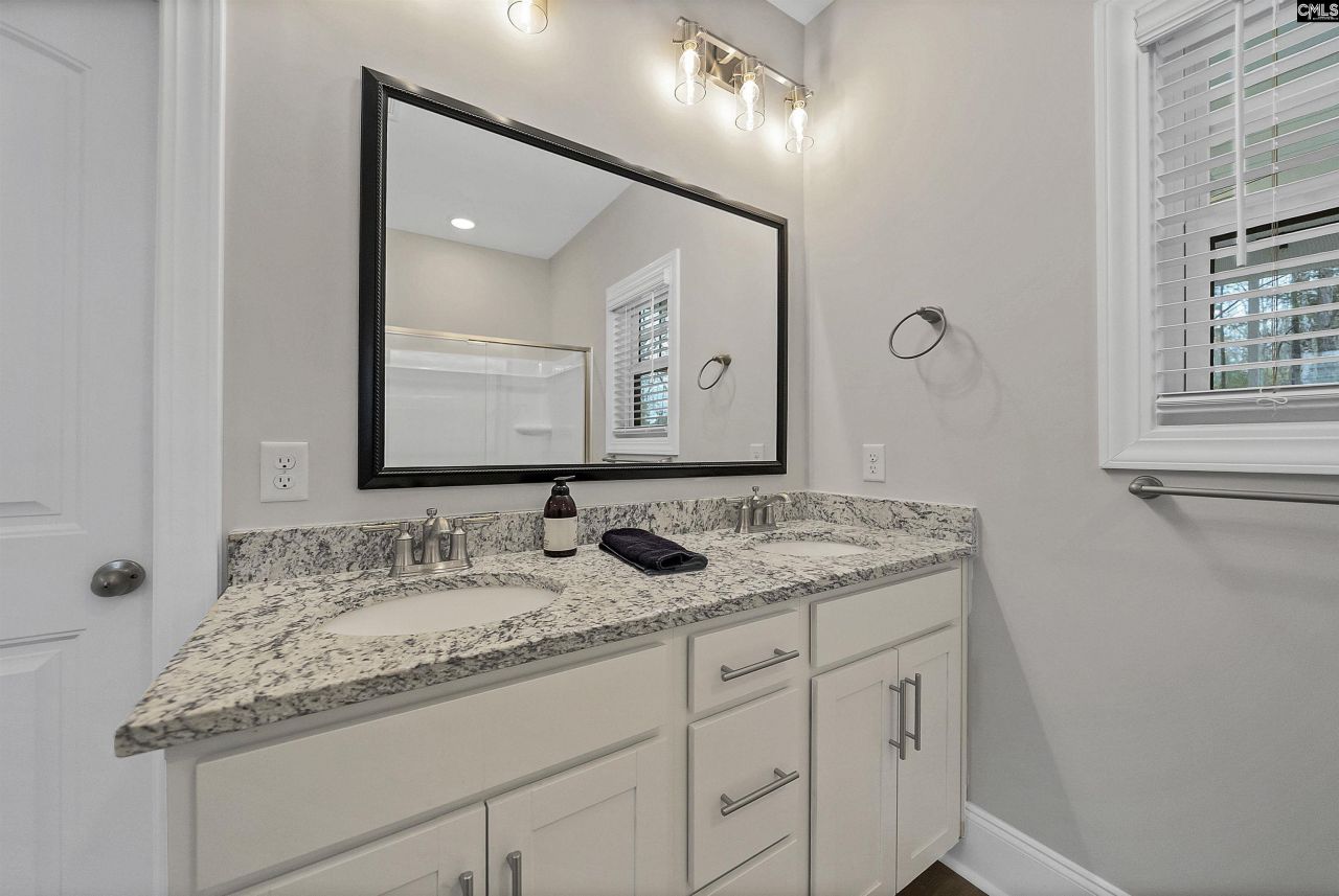 143 Collins Cove Drive Photo 19