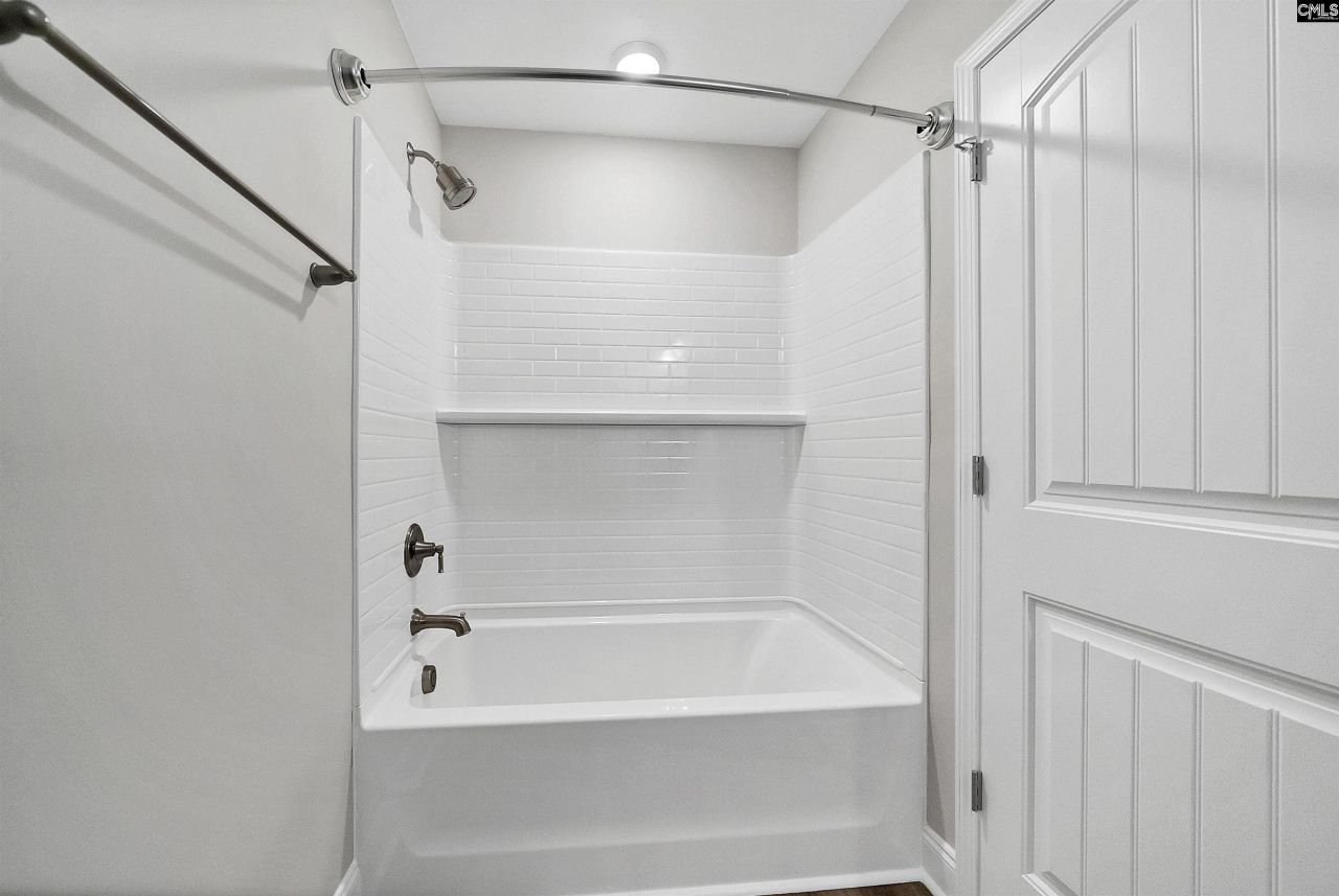 143 Collins Cove Drive Photo 32