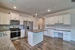 622 Autumn Shiloh Drive  photo 4