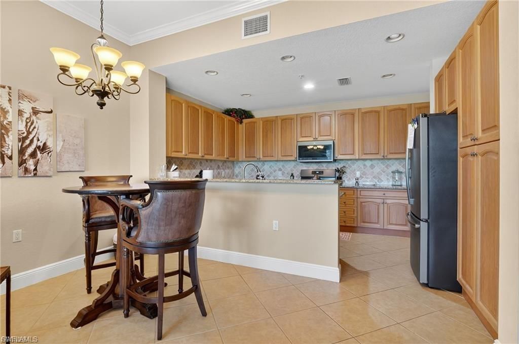 3735 Montreux Ln, Unit Bldg 4-102, Naples, FL 34114 Photo