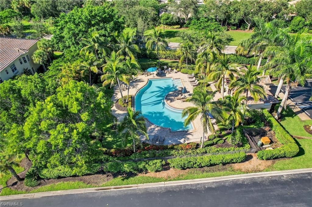 3735 Montreux Ln, Unit Bldg 4-102, Naples, FL 34114 Photo