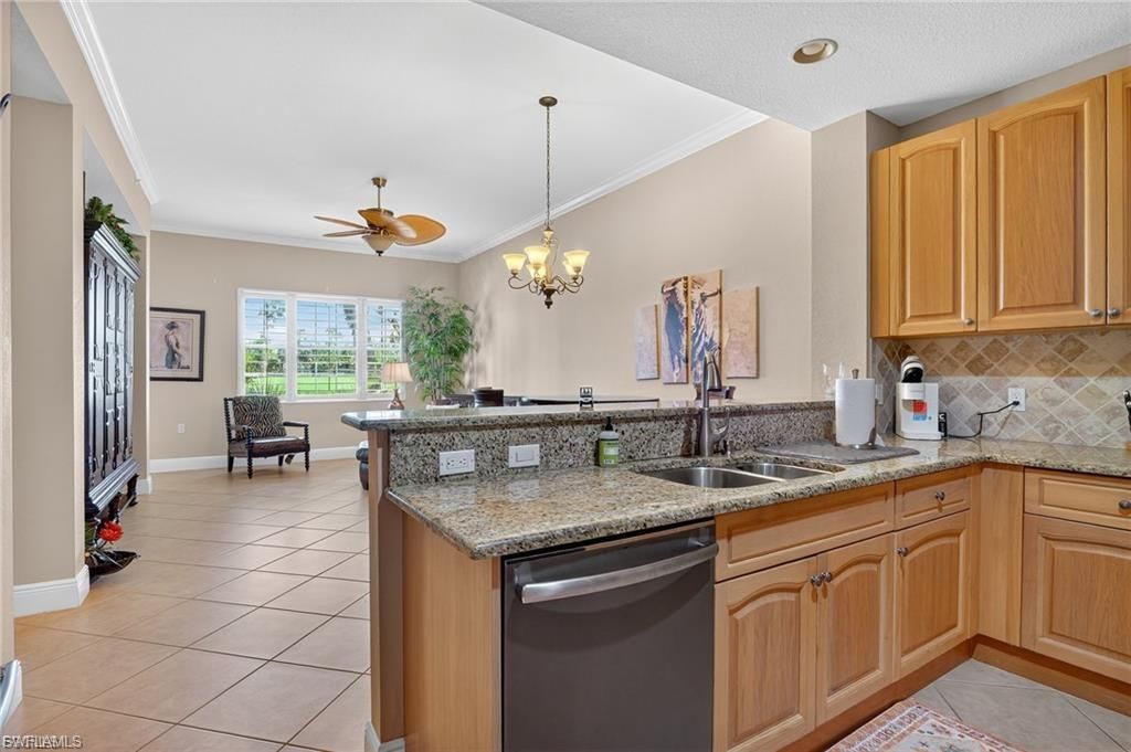 3735 Montreux Ln, Unit Bldg 4-102, Naples, FL 34114 Photo