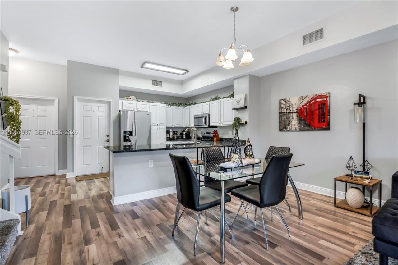 7401 Palomino Dr, Unit 114-1, Davie, FL 33024 Photo