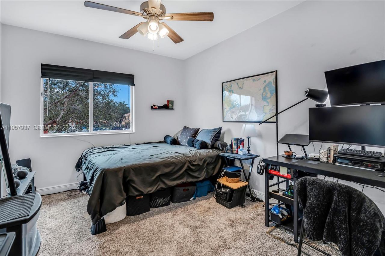 7401 Palomino Dr, Unit 114-1, Davie, FL 33024 Photo