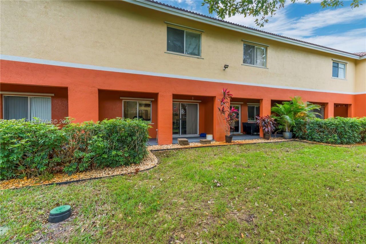 7401 Palomino Dr, Unit 114-1, Davie, FL 33024 Photo