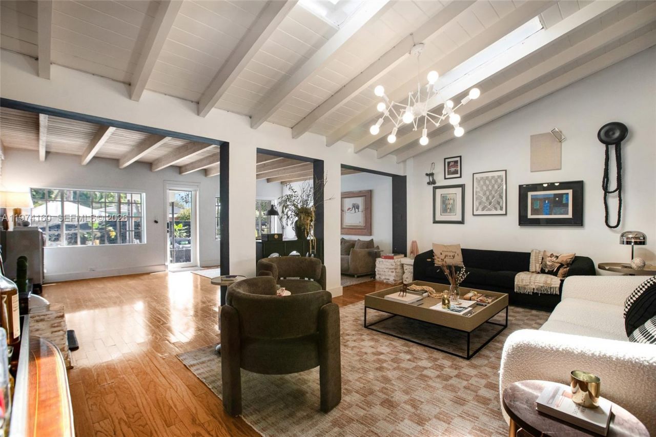 10659 NE 10th Pl , Miami Shores, FL 33138 Photo