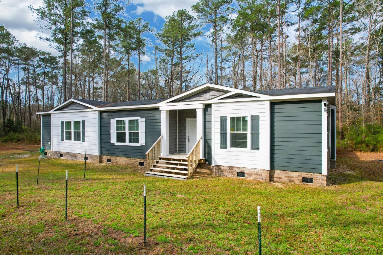 35 Dalmation Court Photo 4