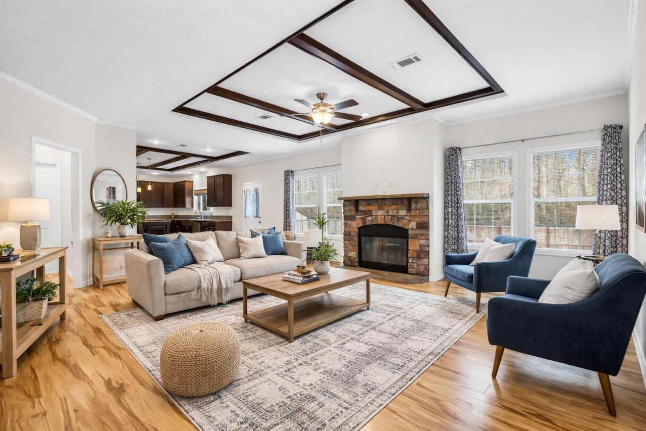 35 Dalmation Court Photo 8