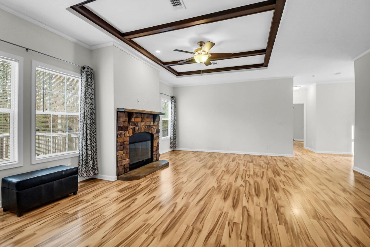 35 Dalmation Court Photo 9