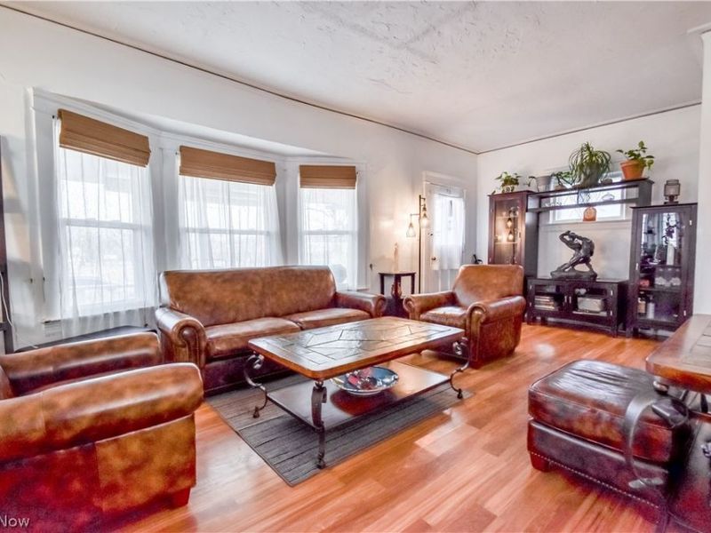 437 E 112th Street , Cleveland, OH 44108 Photo 5