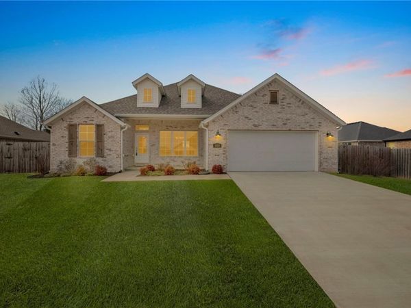 4614 Hamlet Street, Springdale, AR 72764