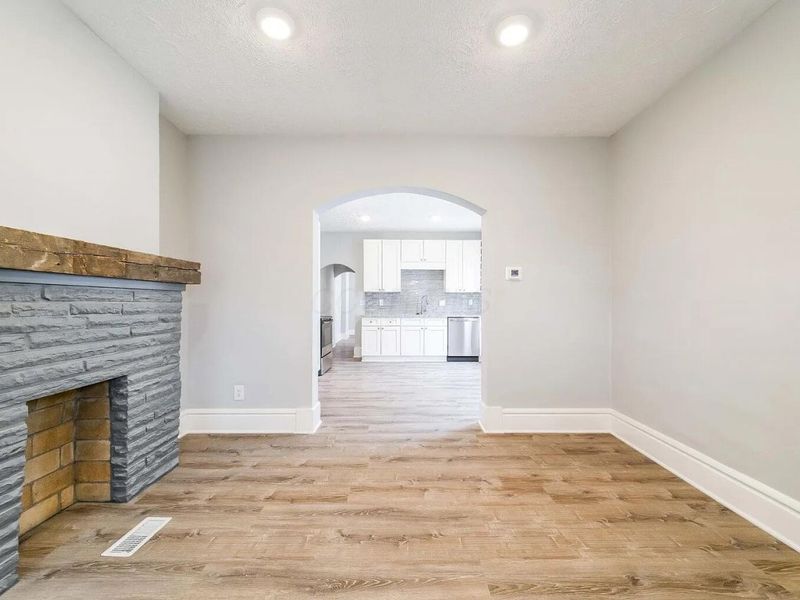 519-521 E Deshler Avenue, Columbus, OH 43206 Photo 11