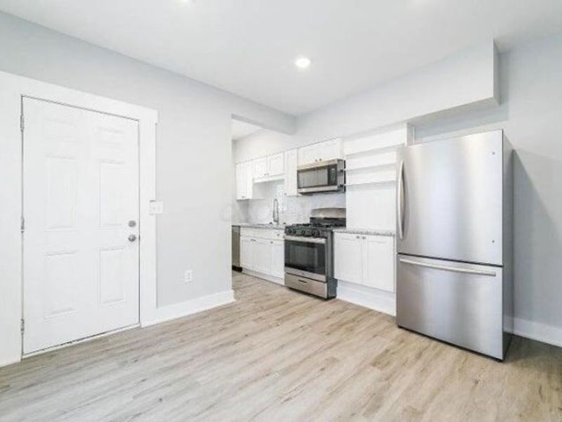 519-521 E Deshler Avenue , Columbus, OH 43206 Photo 16