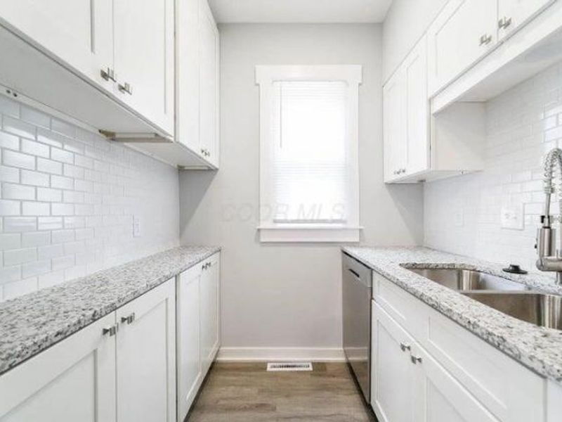 519-521 E Deshler Avenue , Columbus, OH 43206 Photo 18