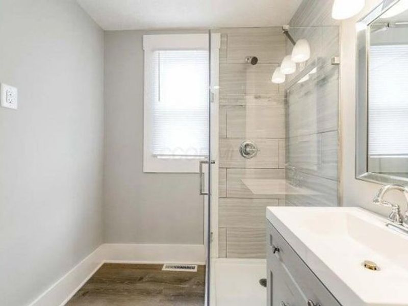 519-521 E Deshler Avenue , Columbus, OH 43206 Photo 25