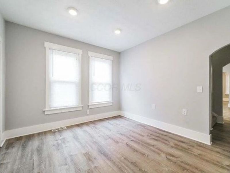 519-521 E Deshler Avenue , Columbus, OH 43206 Photo 29