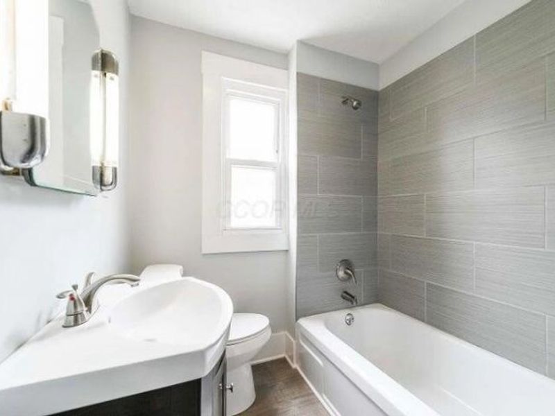 519-521 E Deshler Avenue, Columbus, OH 43206 Photo 5